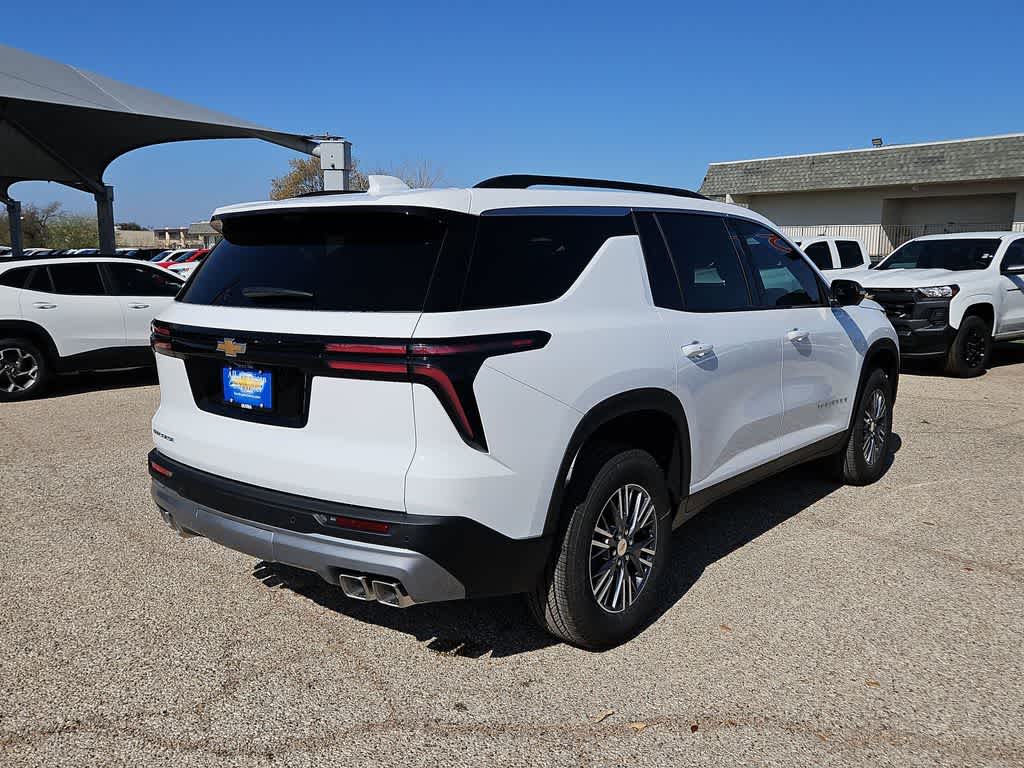 Thumbnail: 2026 Chevrolet Traverse - 8