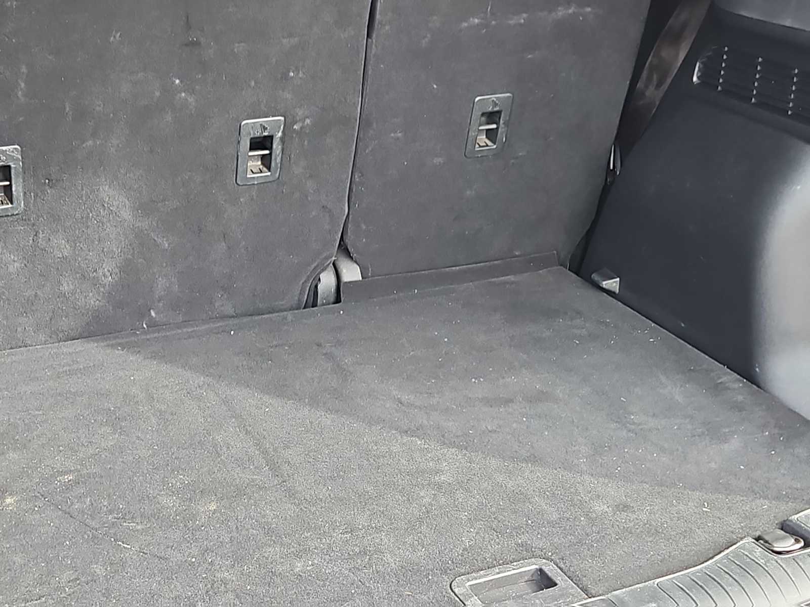 Thumbnail: 2022 Ford Escape - 23