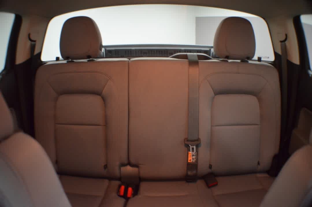 Thumbnail: 2020 Chevrolet Colorado - 18