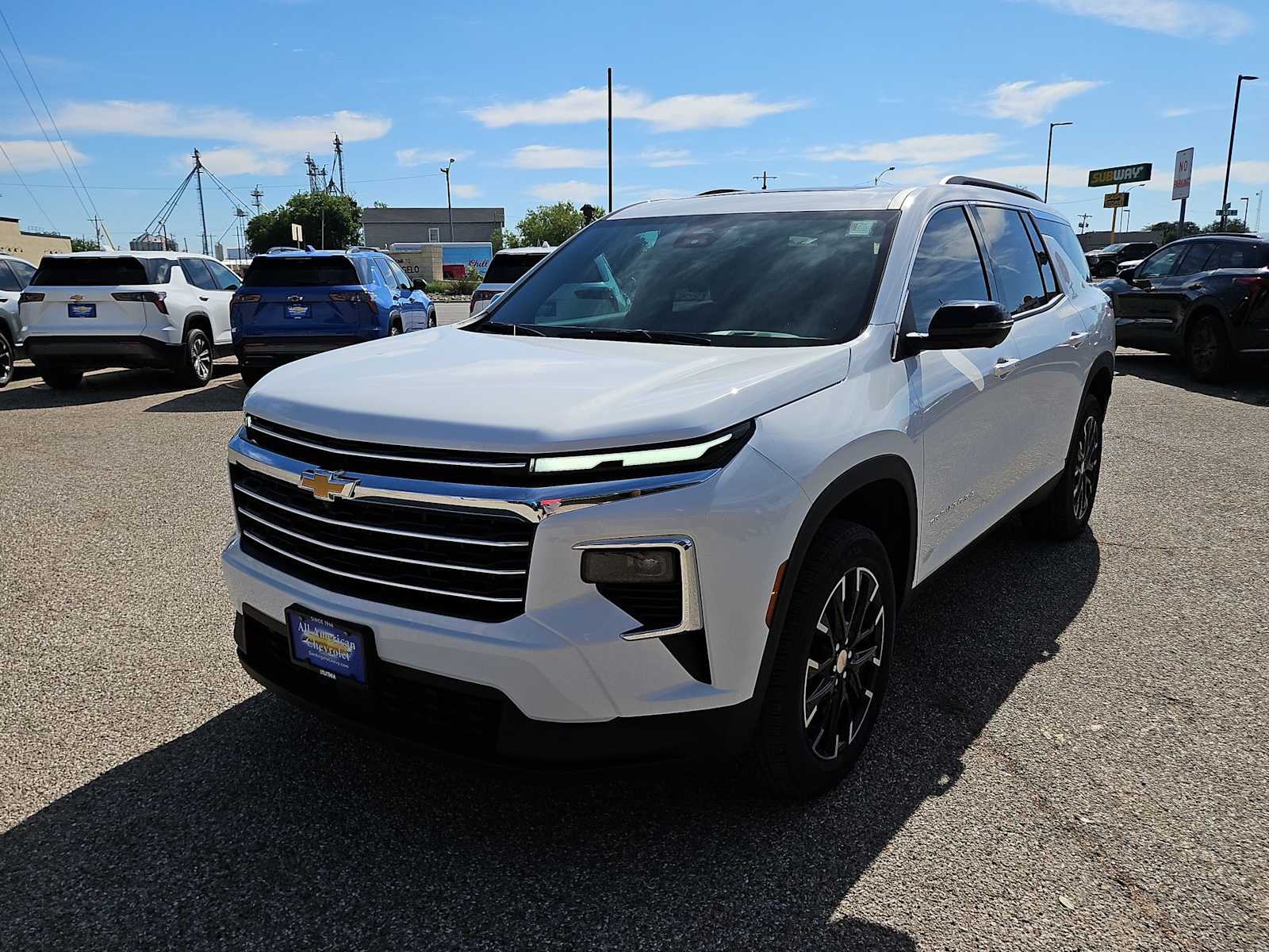 Thumbnail: 2026 Chevrolet Traverse - 4