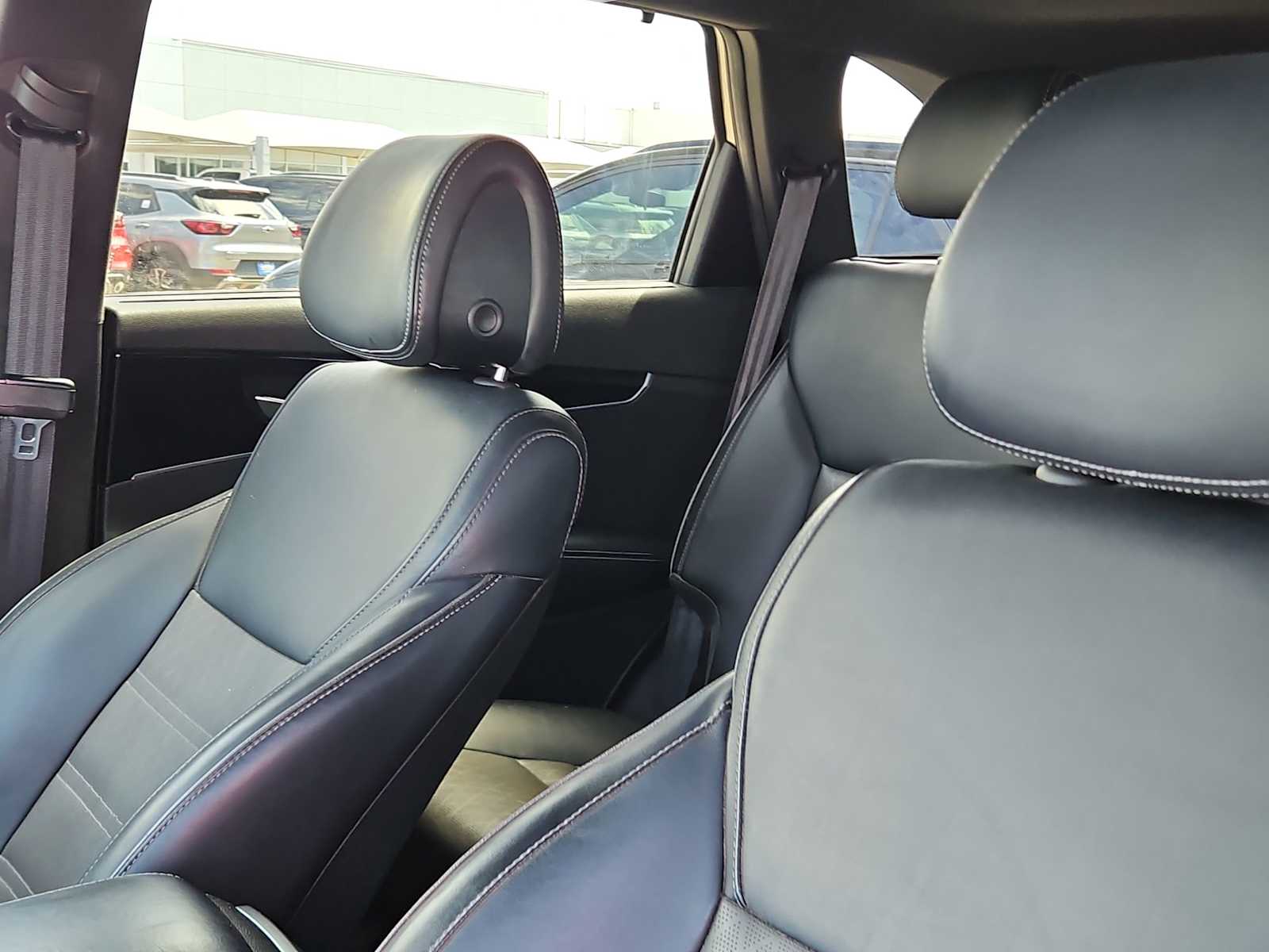 Thumbnail: 2016 Kia Sorento - 15