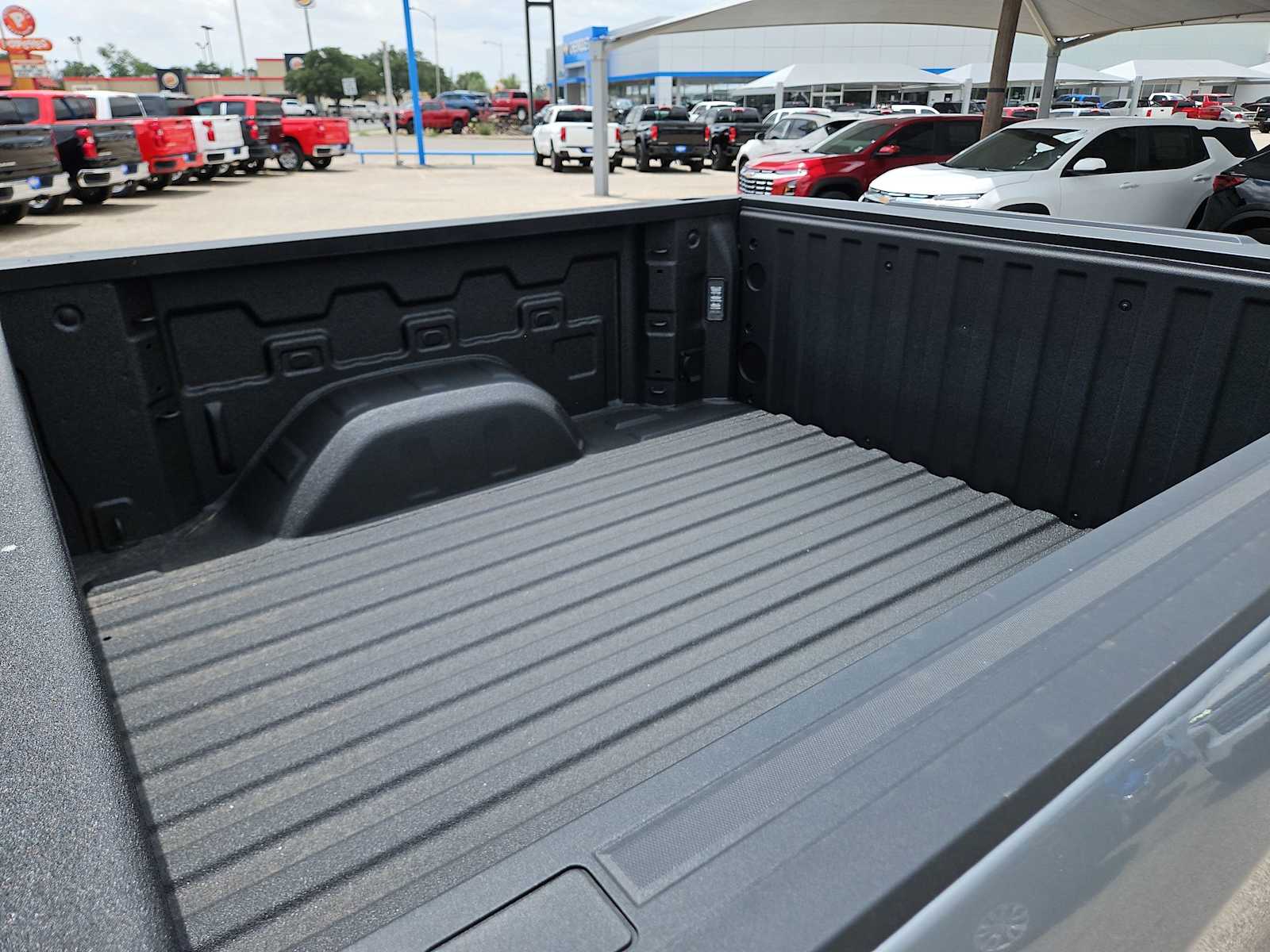2025 Chevrolet Silverado 1500 Custom Trail Boss 19