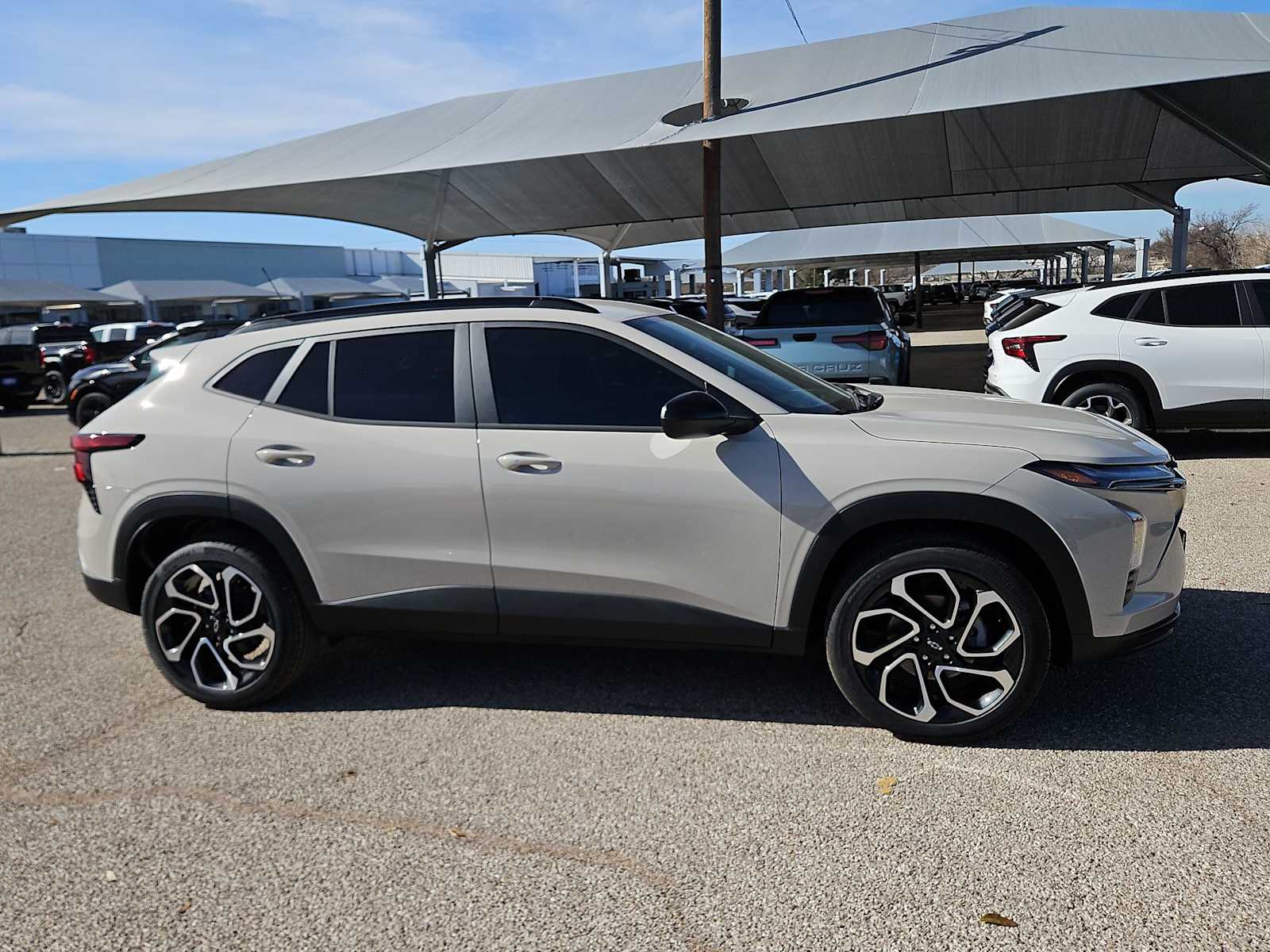 Thumbnail: 2026 Chevrolet Trax - 9