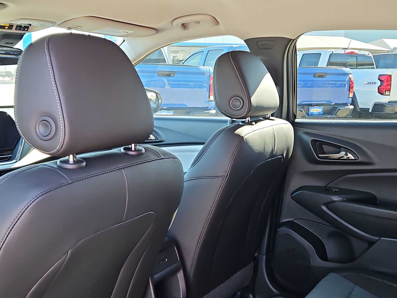 Thumbnail: 2026 Chevrolet Trax - 14