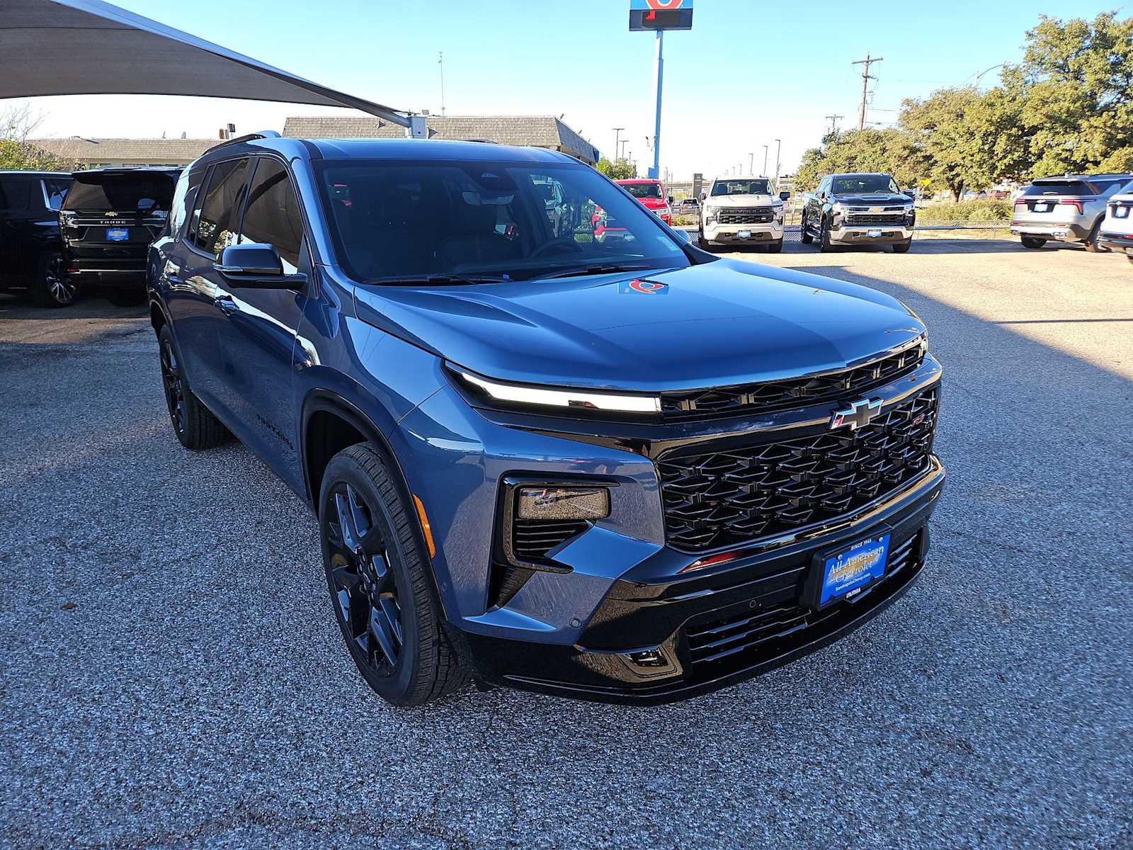 Thumbnail: 2026 Chevrolet Traverse - 2