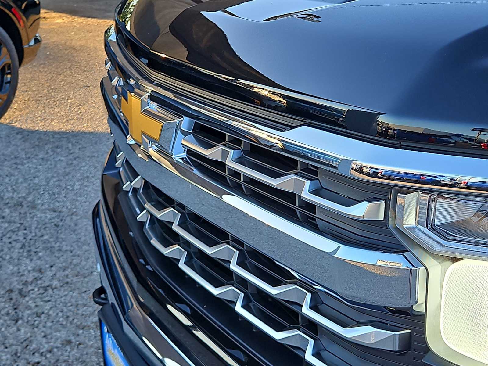 Thumbnail: 2026 Chevrolet Silverado 1500 - 13