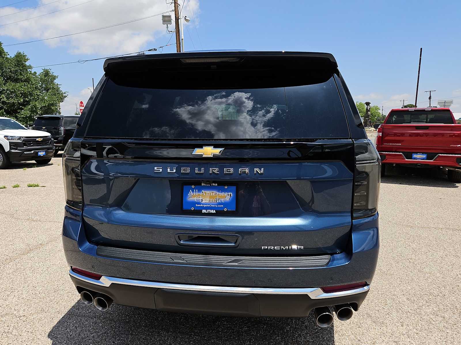 Thumbnail: 2025 Chevrolet Suburban - 13