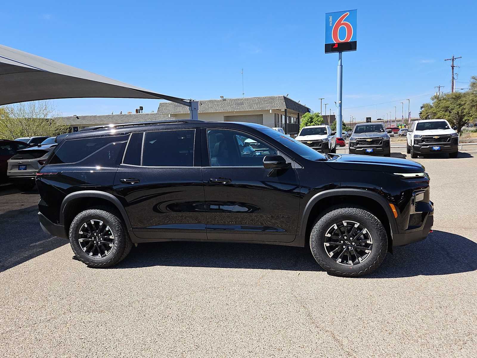 Thumbnail: 2026 Chevrolet Traverse - 9