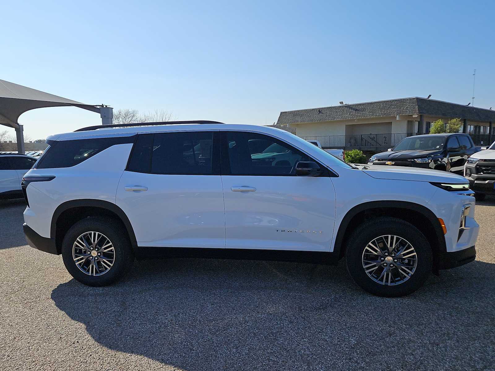 Thumbnail: 2026 Chevrolet Traverse - 9