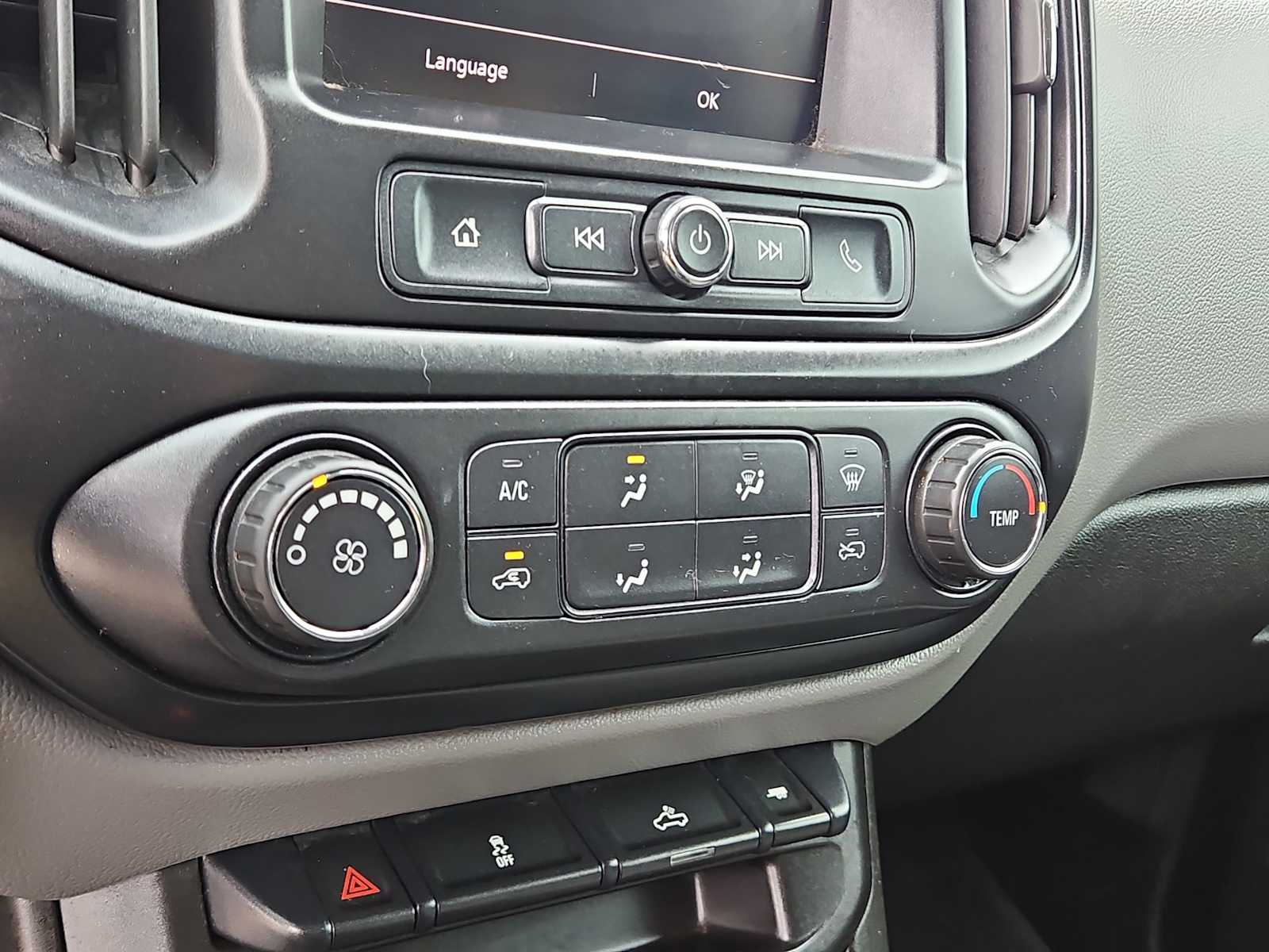 Thumbnail: 2021 Chevrolet Colorado - 24