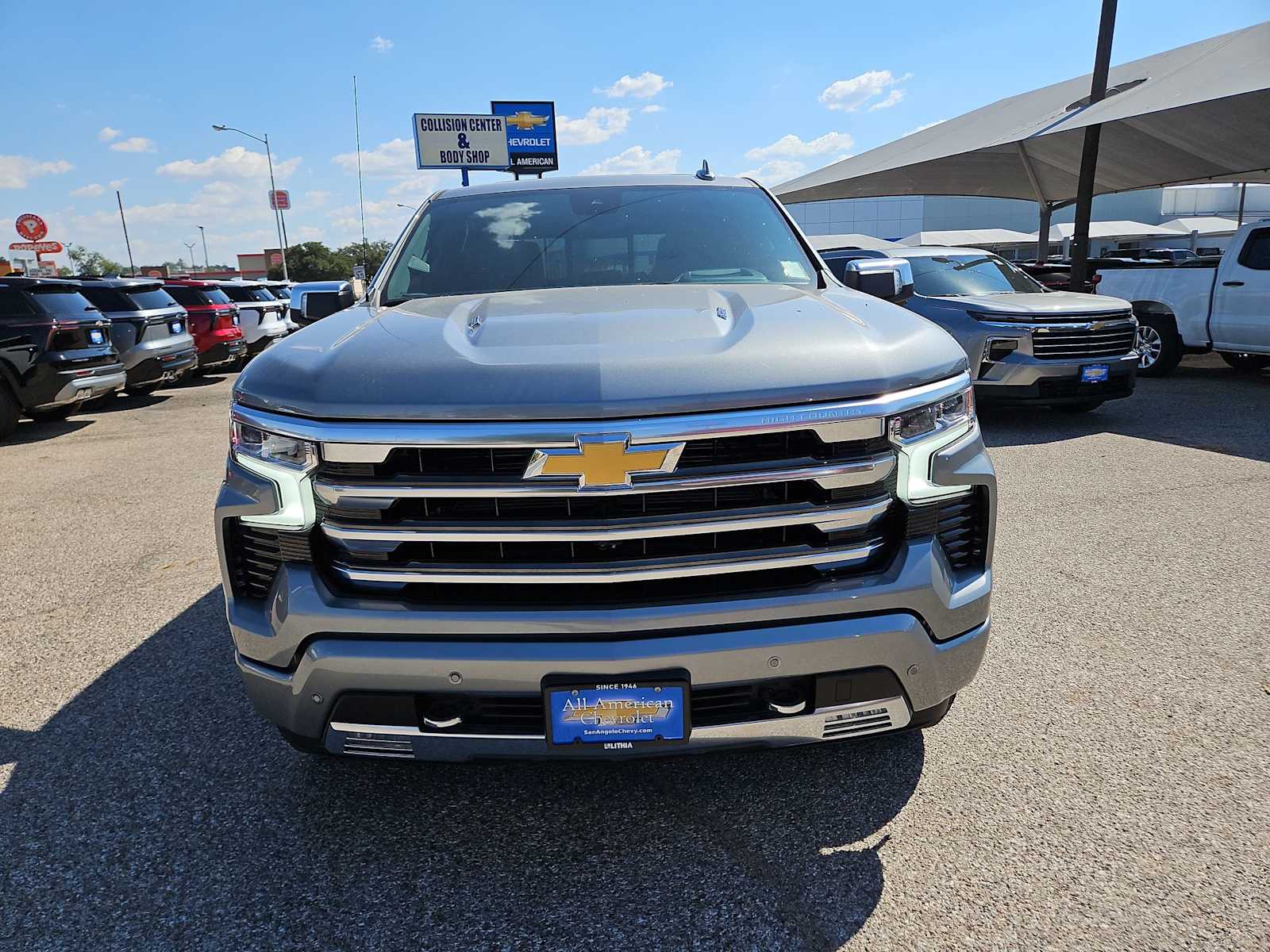 Thumbnail: 2026 Chevrolet Silverado 1500 - 3