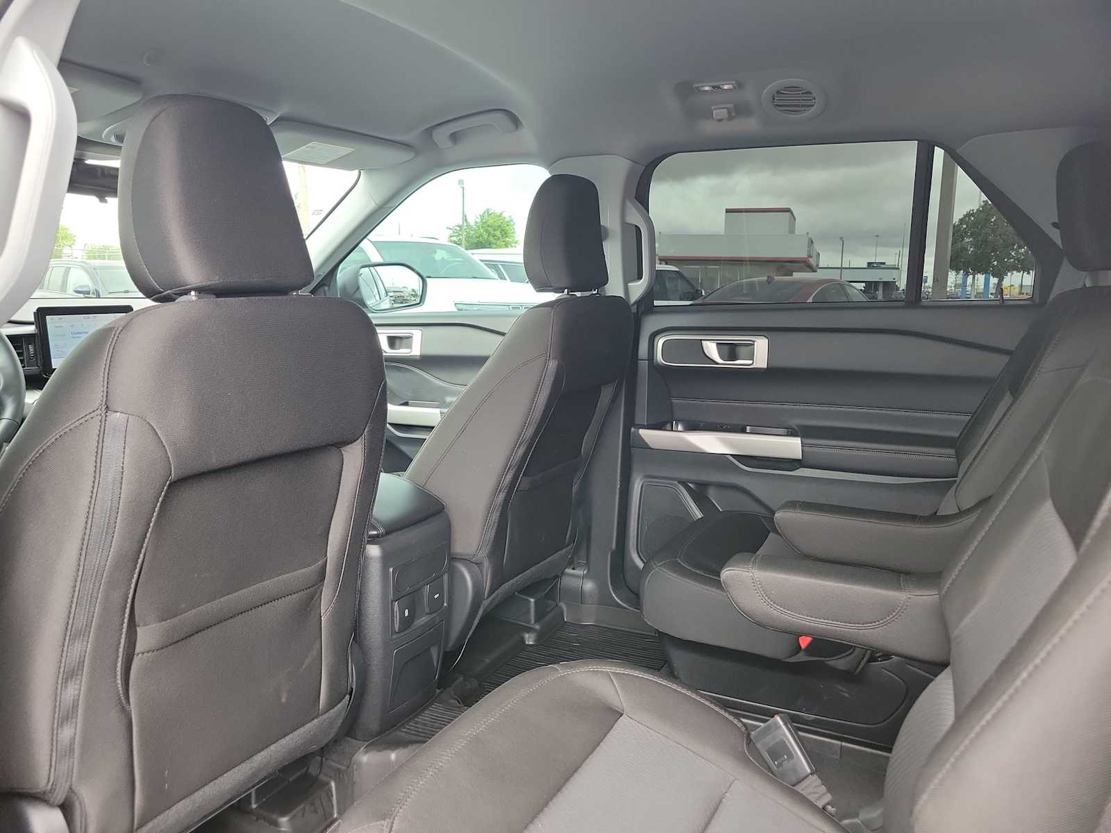 Thumbnail: 2024 Ford Explorer - 20