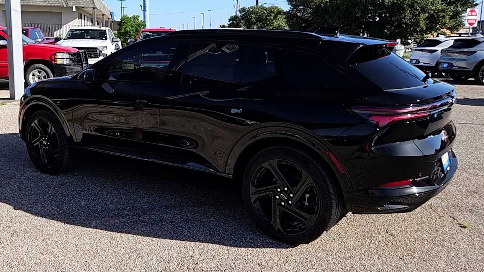 Thumbnail: 2025 Chevrolet Equinox - 5