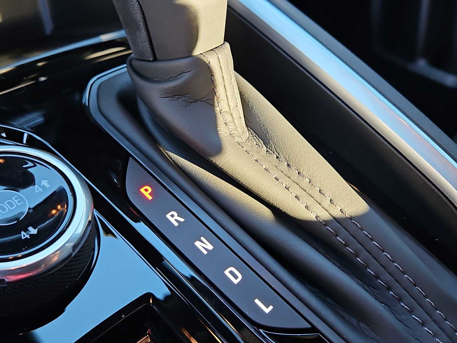 Thumbnail: 2026 Chevrolet Colorado - 21