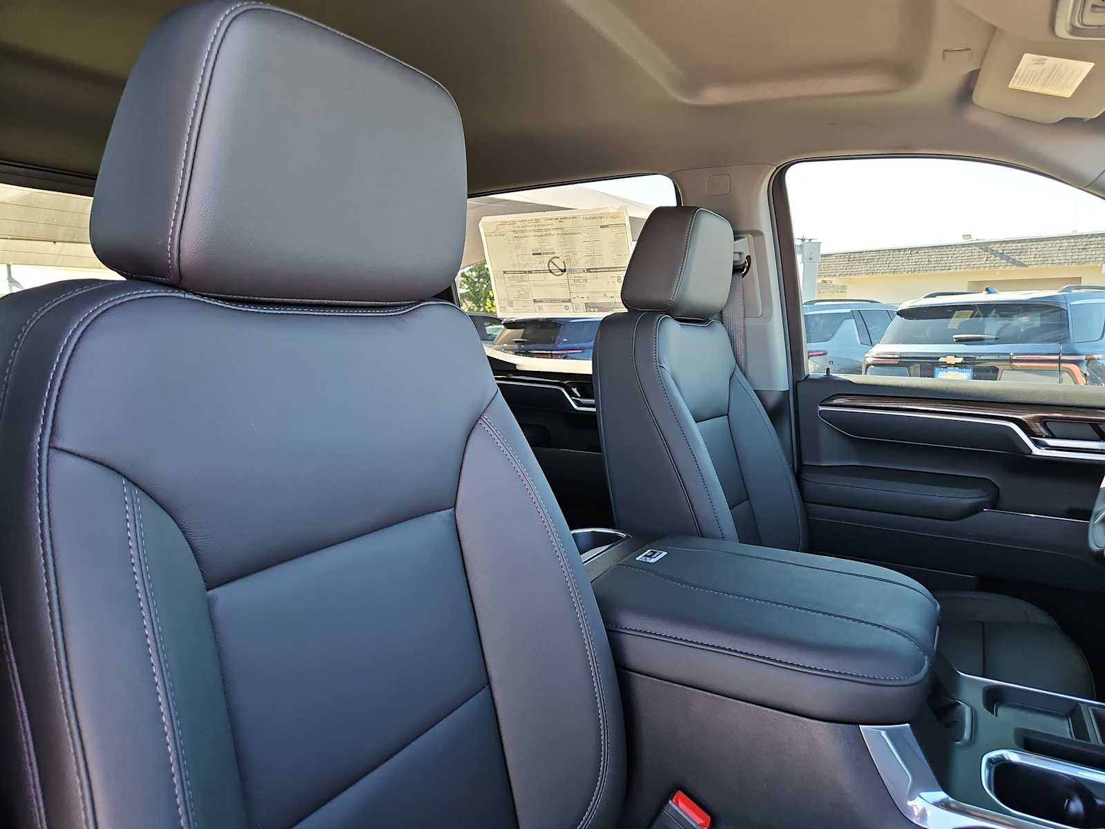 Thumbnail: 2026 Chevrolet Silverado 1500 - 18