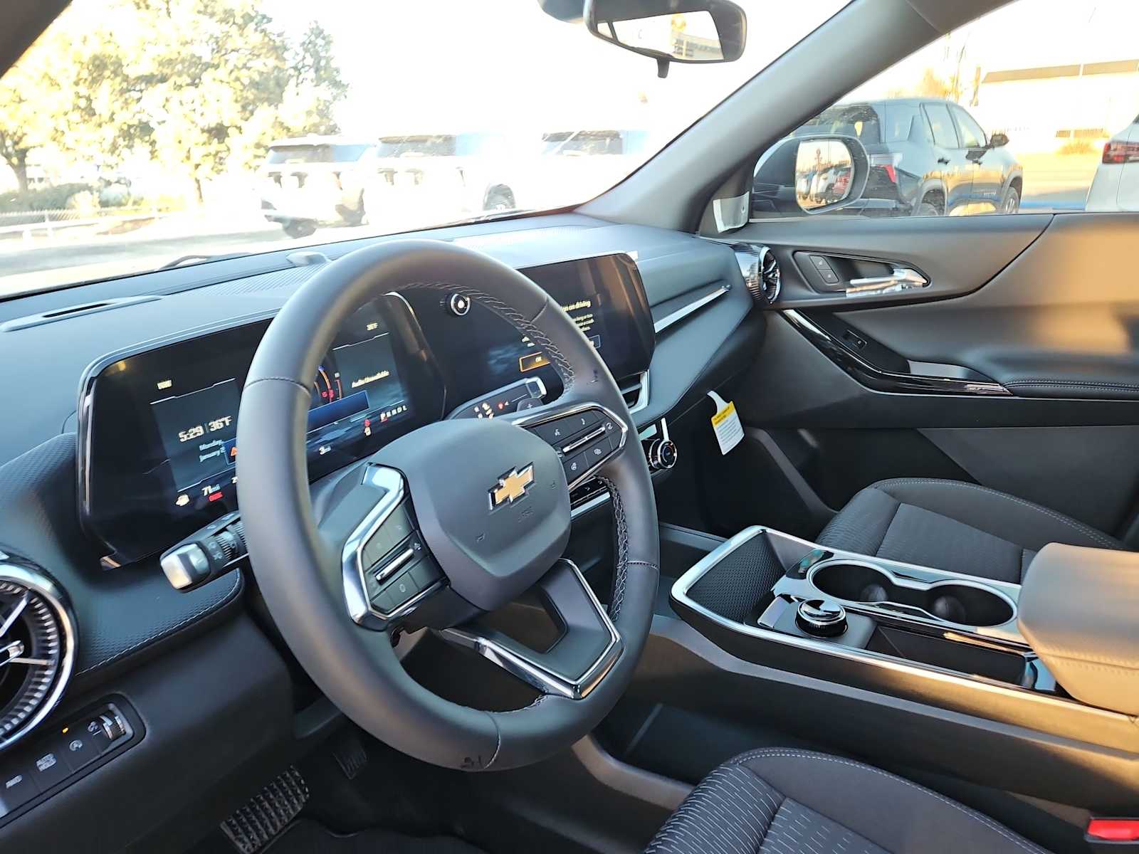 Thumbnail: 2026 Chevrolet Equinox - 10