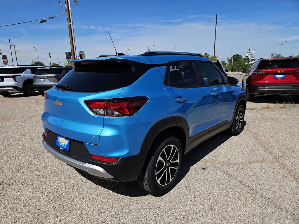 Thumbnail: 2026 Chevrolet TrailBlazer - 8