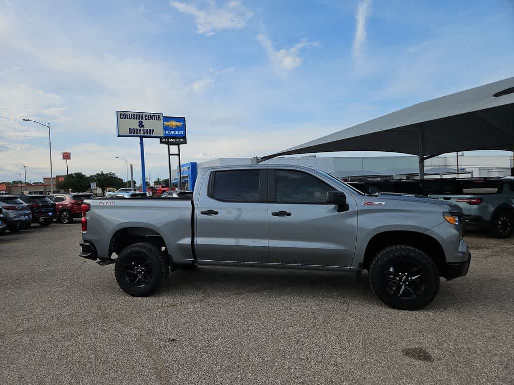 Thumbnail: 2026 Chevrolet Silverado 1500 - 9
