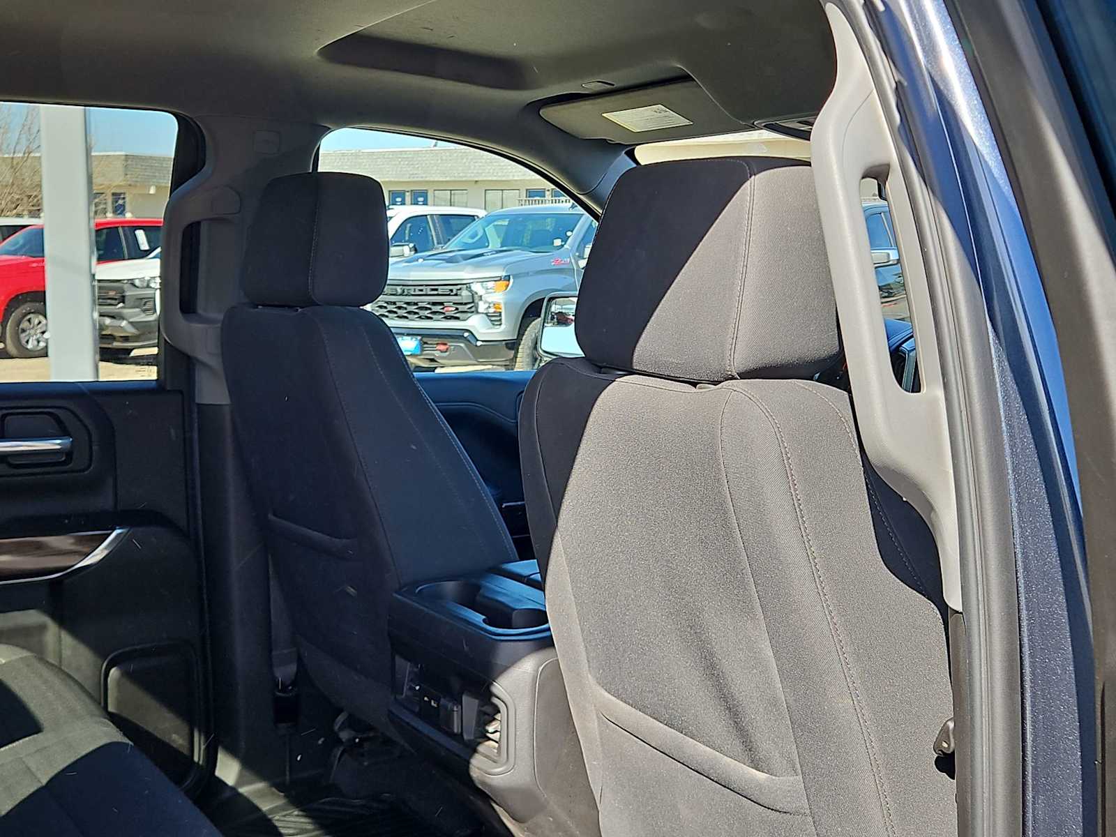 Thumbnail: 2021 Chevrolet Silverado 1500 - 17