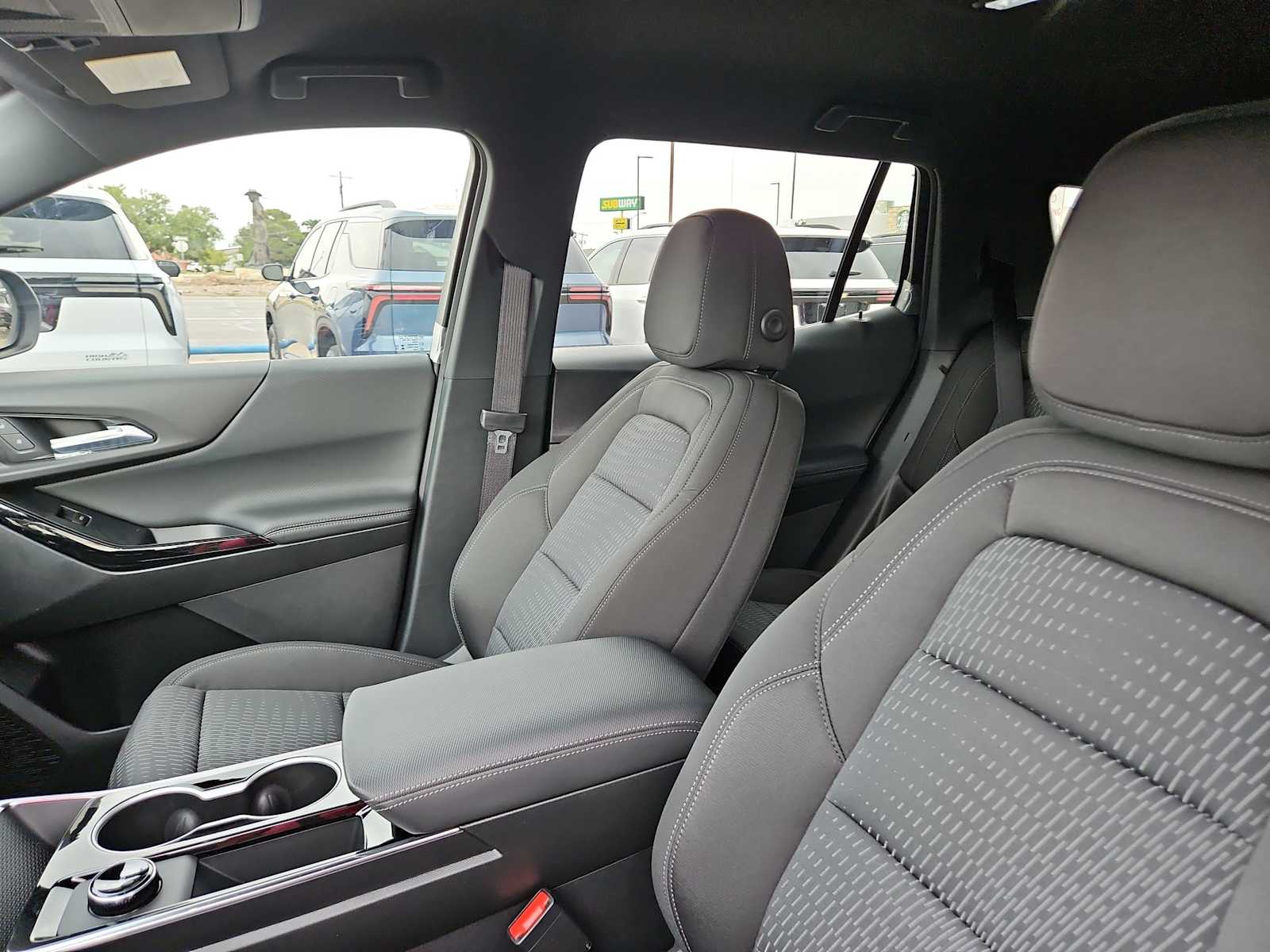 Thumbnail: 2026 Chevrolet Equinox - 18