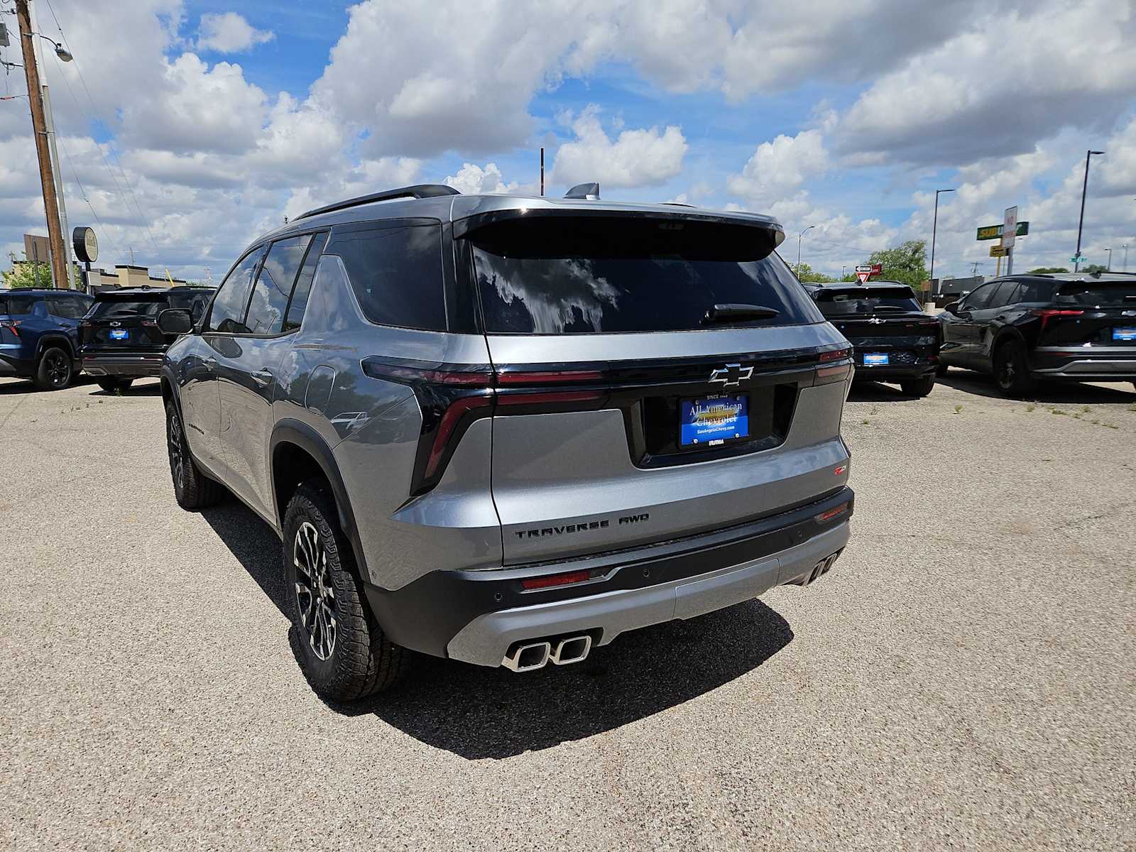 Thumbnail: 2026 Chevrolet Traverse - 6