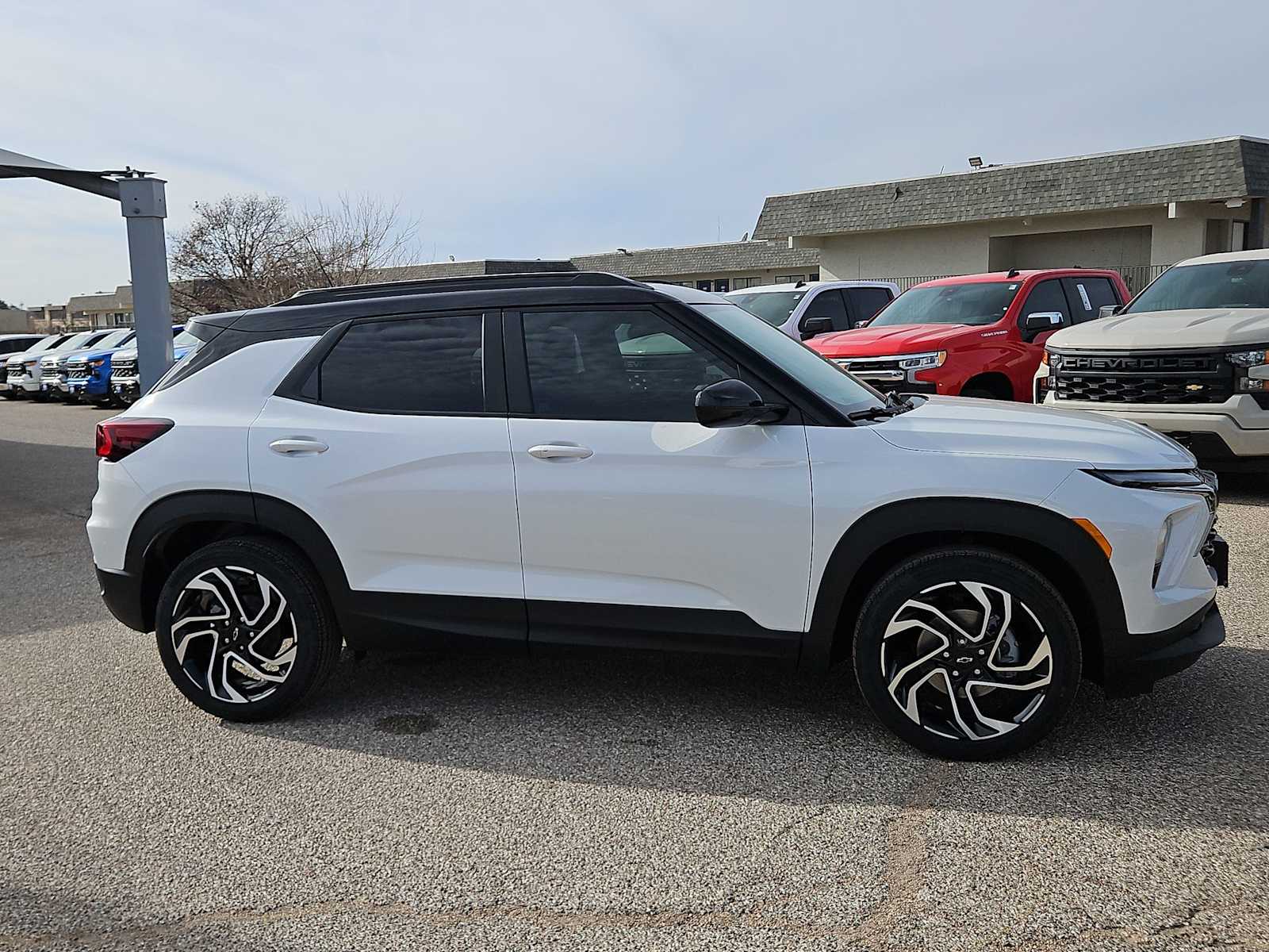 Thumbnail: 2026 Chevrolet TrailBlazer - 9