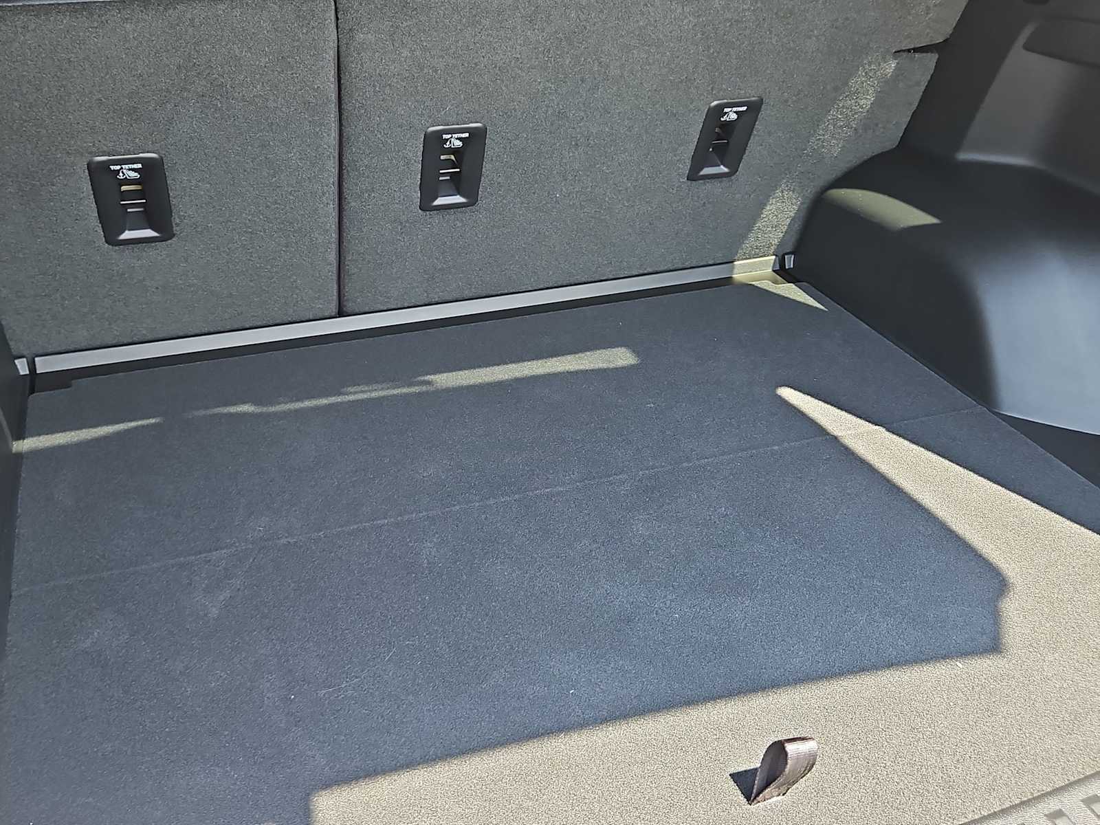 Thumbnail: 2026 Chevrolet Equinox - 23