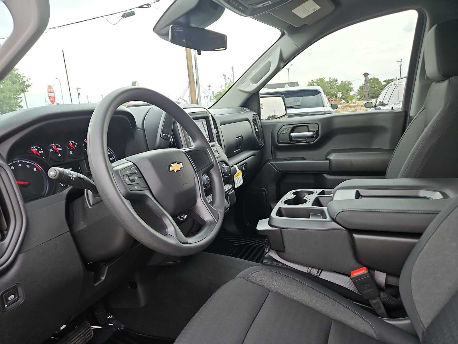 Thumbnail: 2026 Chevrolet Silverado 1500 - 10