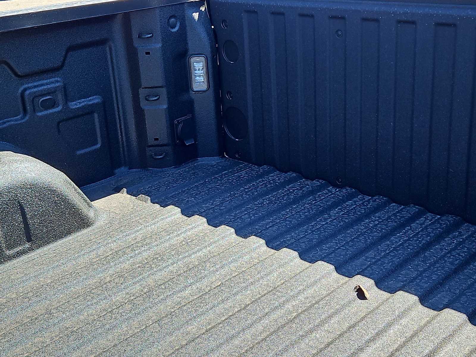 Thumbnail: 2026 Chevrolet Silverado 1500 - 23