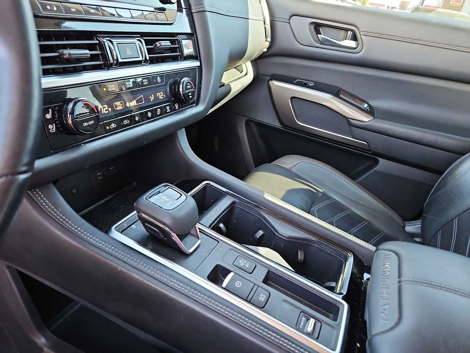 Thumbnail: 2022 Nissan Pathfinder - 20