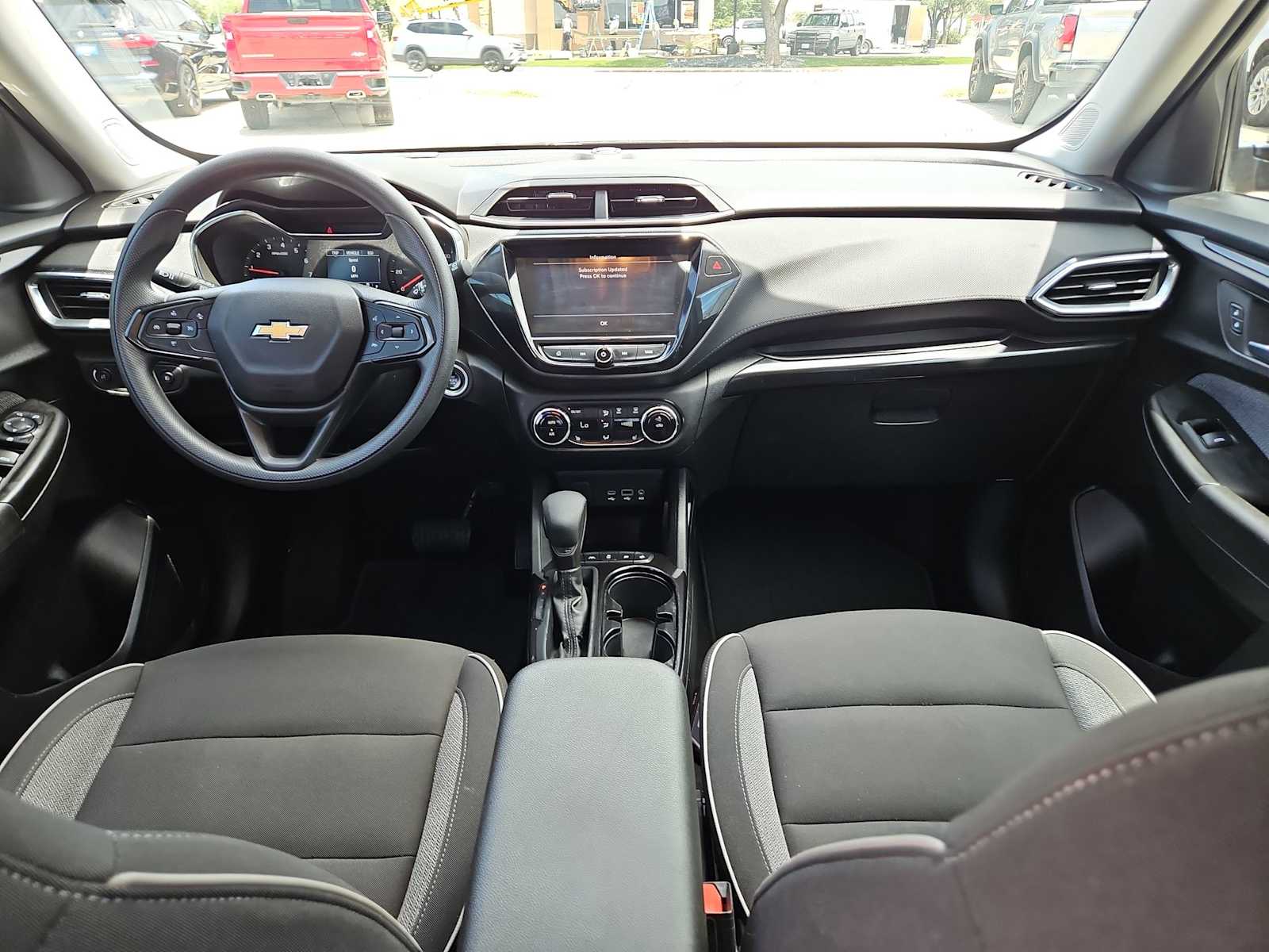 Thumbnail: 2023 Chevrolet TrailBlazer - 11