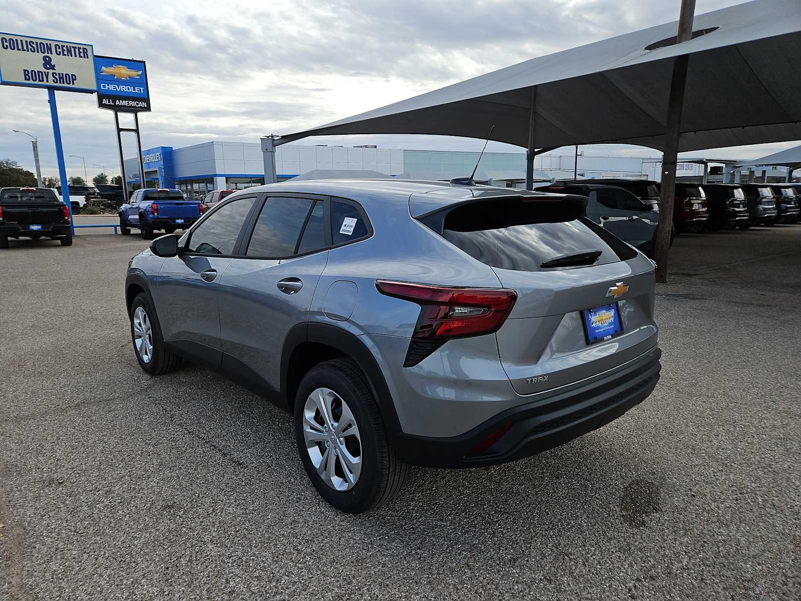 Thumbnail: 2026 Chevrolet Trax - 6