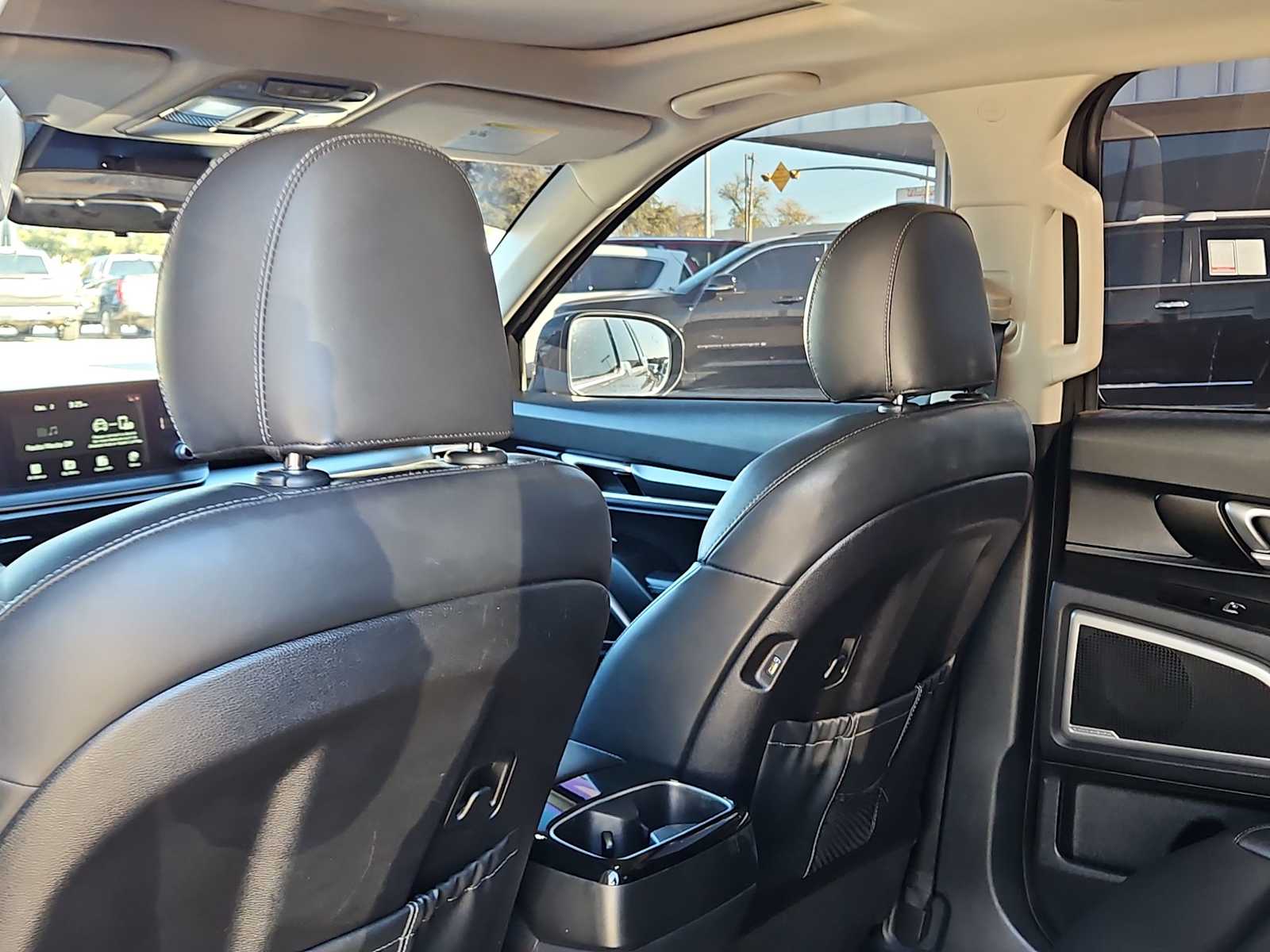 Thumbnail: 2021 Kia Telluride - 14