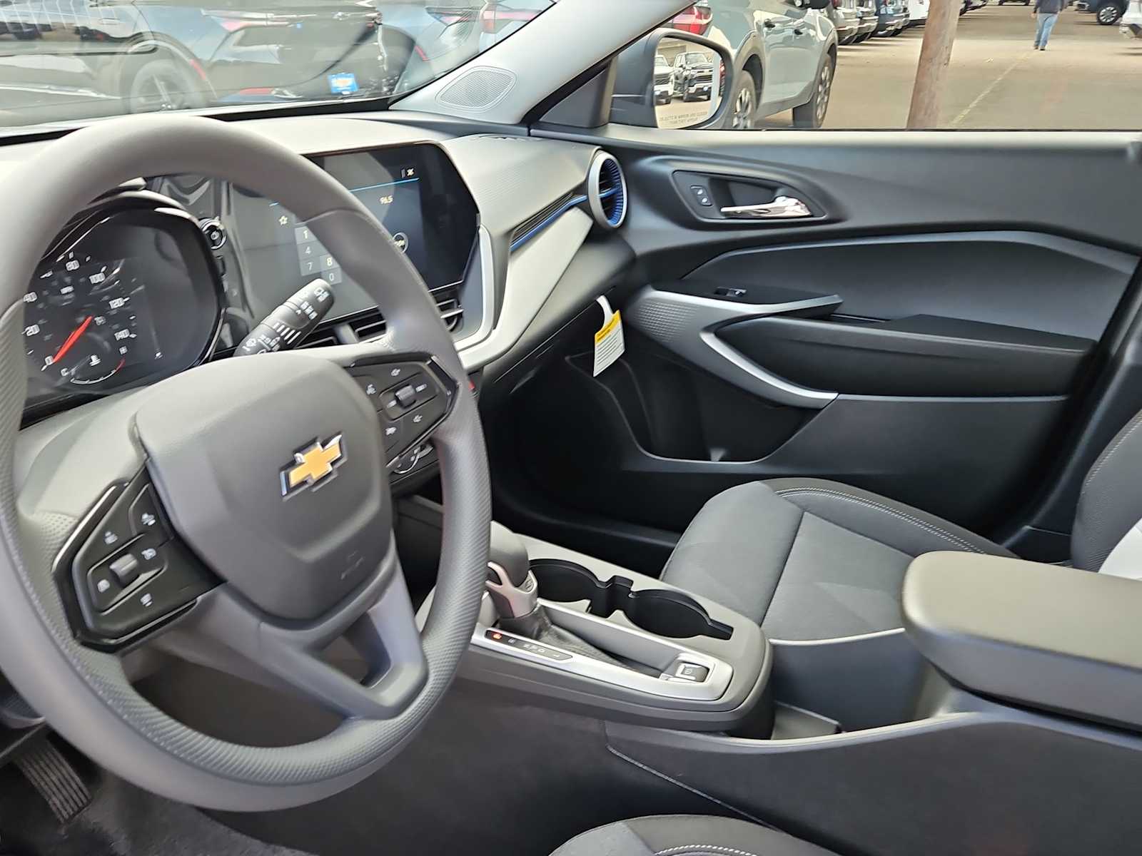 Thumbnail: 2026 Chevrolet Trax - 10