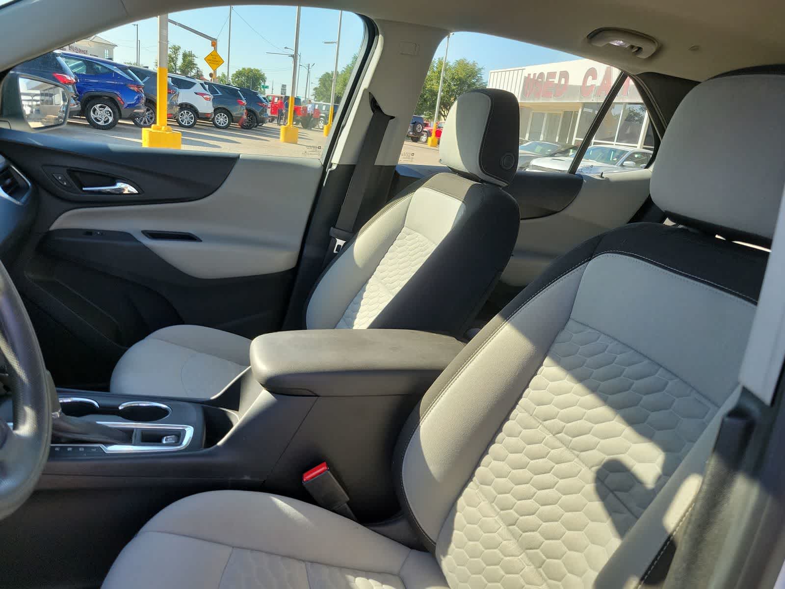 Thumbnail: 2019 Chevrolet Equinox - 19