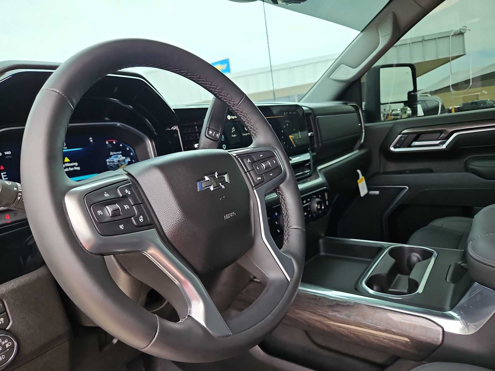 Thumbnail: 2026 Chevrolet Silverado 2500 - 10