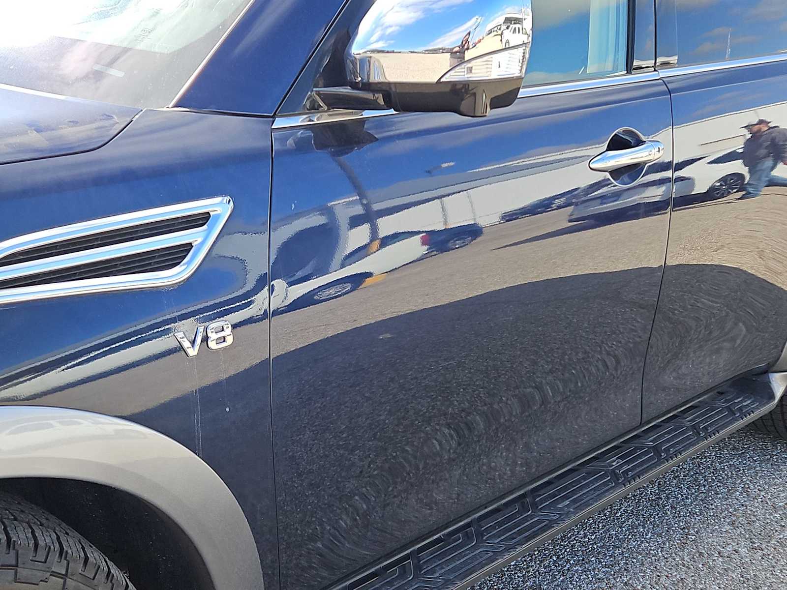 Thumbnail: 2020 Nissan Armada - 7