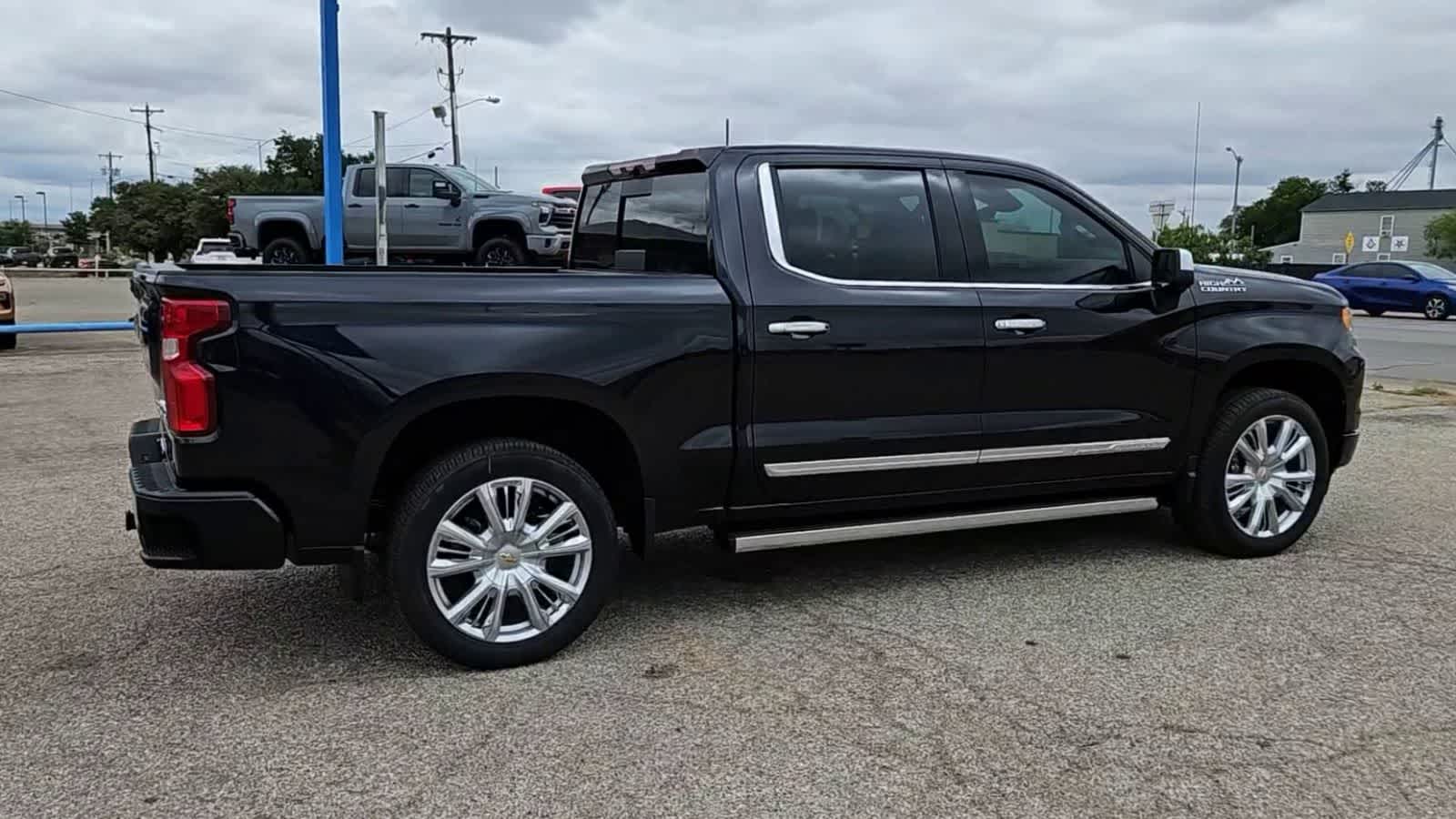 Thumbnail: 2024 Chevrolet Silverado 1500 - 8