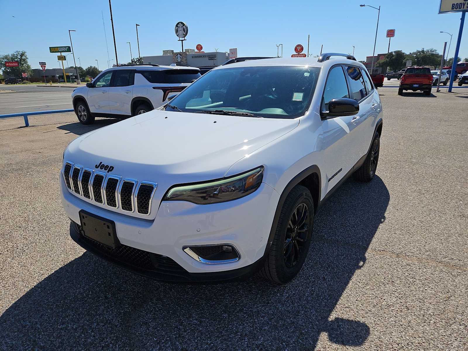 Thumbnail: 2023 Jeep Cherokee - 4