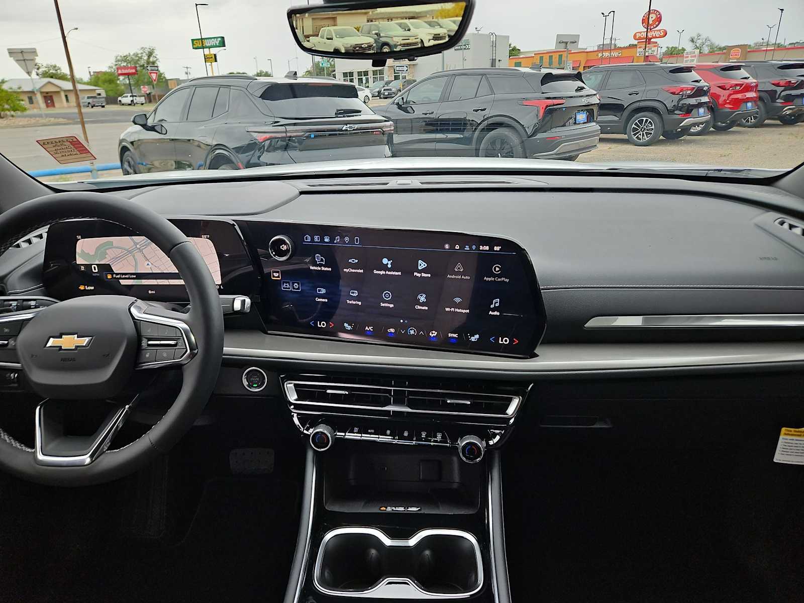 Thumbnail: 2026 Chevrolet Traverse - 14