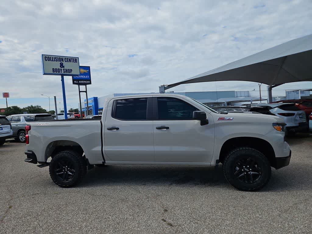 Thumbnail: 2026 Chevrolet Silverado 1500 - 9