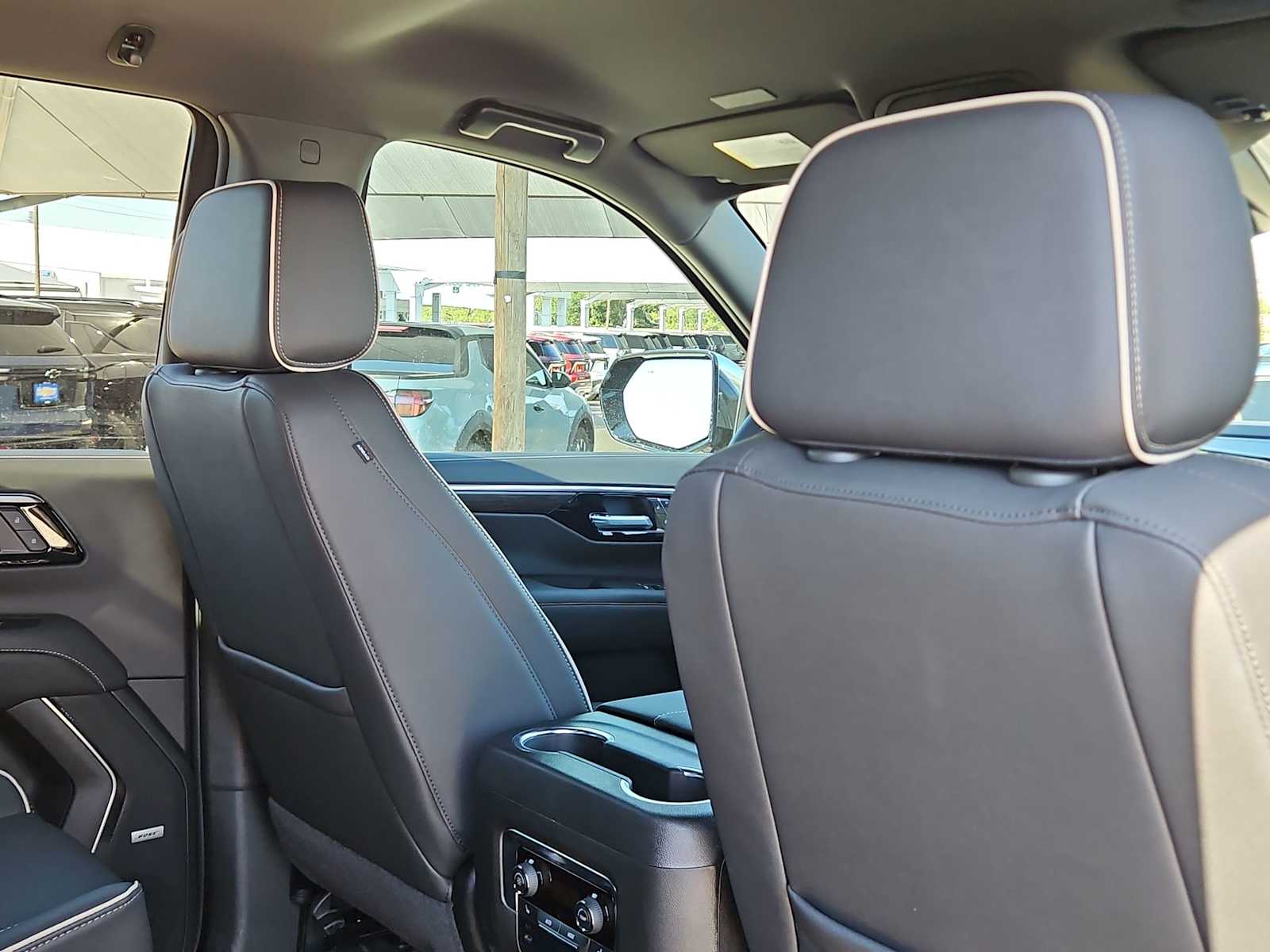 Thumbnail: 2026 Chevrolet Tahoe - 17
