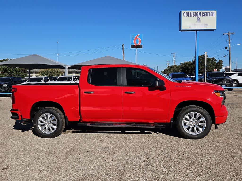 Thumbnail: 2026 Chevrolet Silverado 1500 - 8