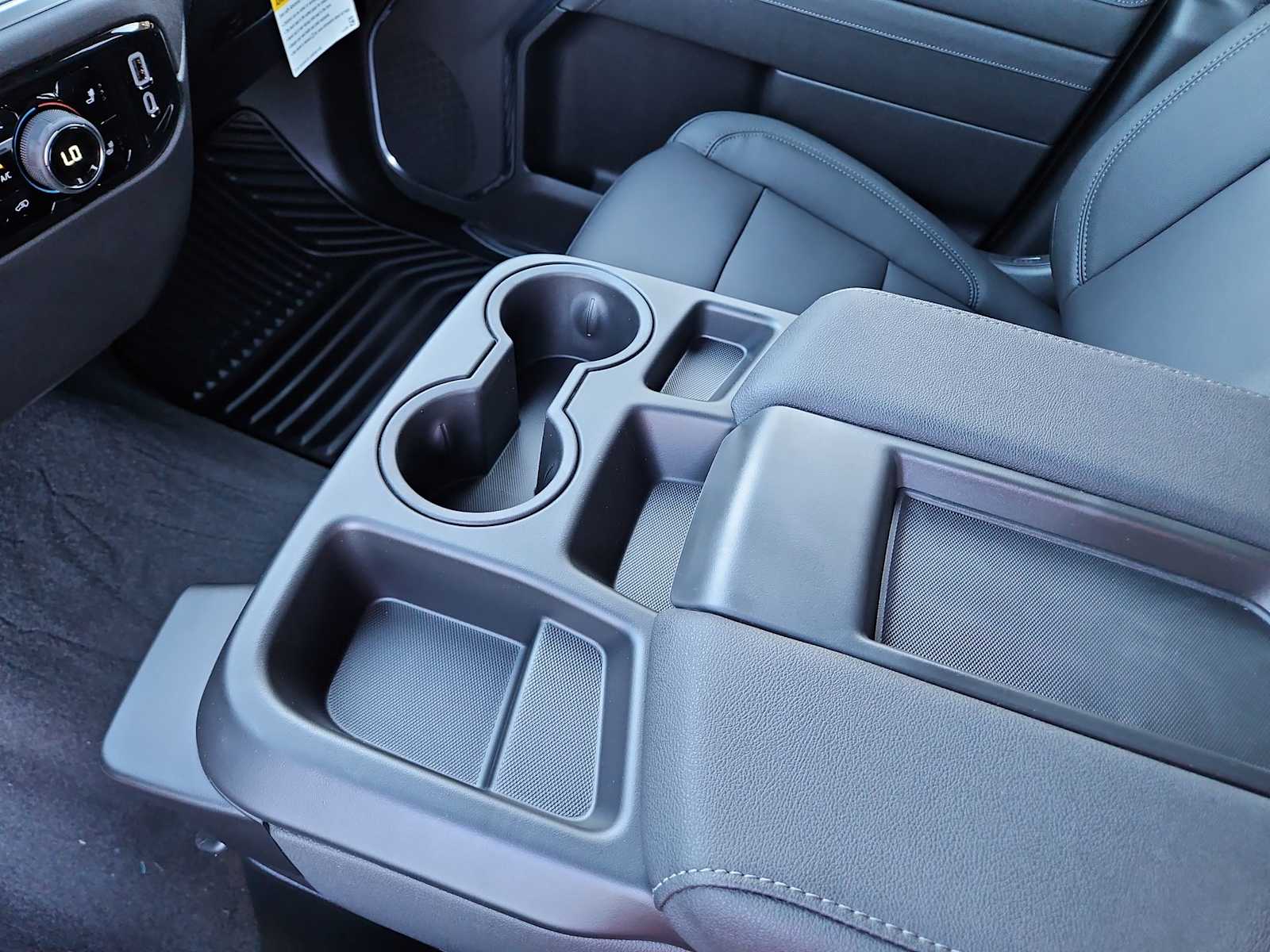 Thumbnail: 2026 Chevrolet Silverado 1500 - 20