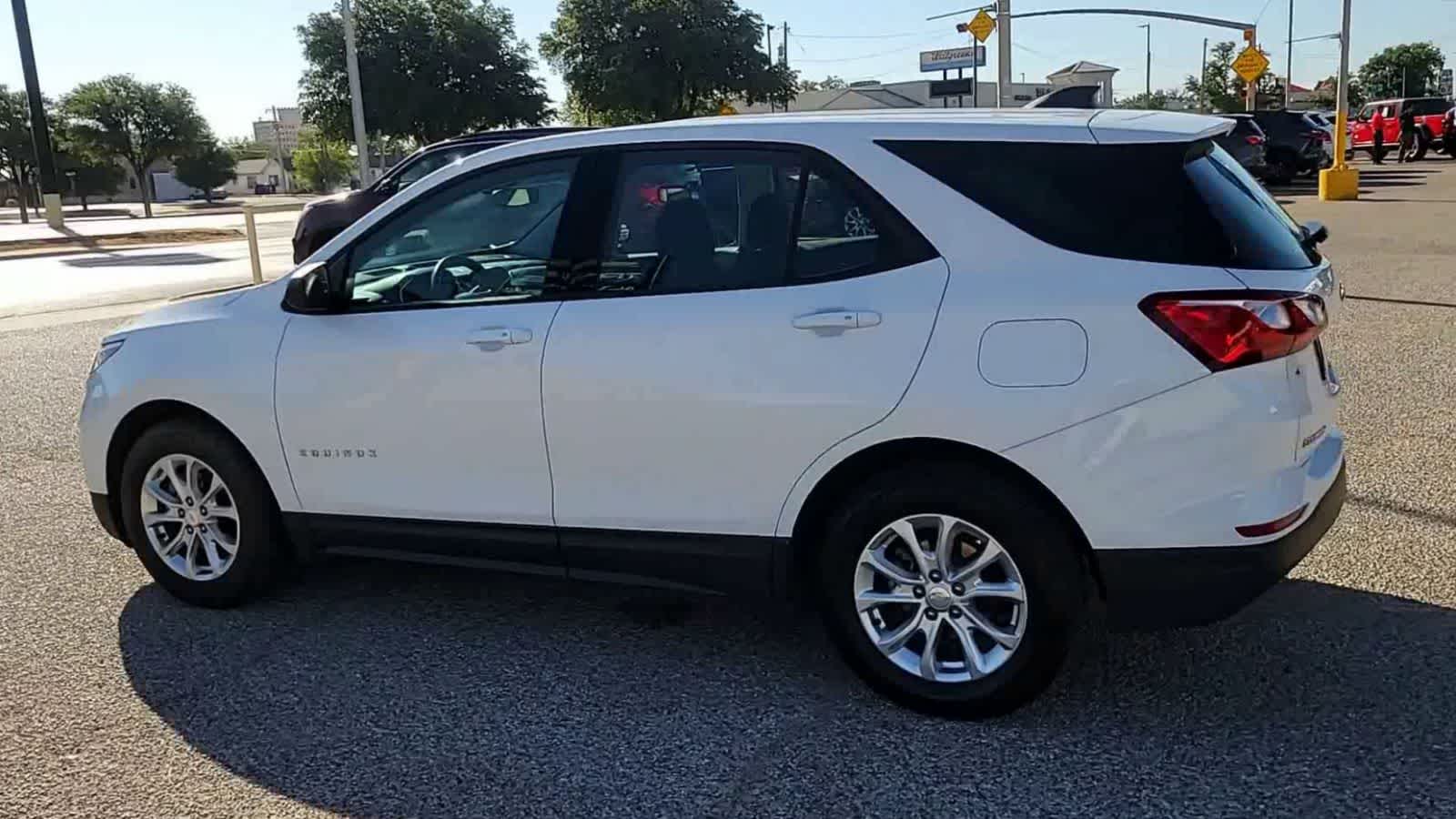 Thumbnail: 2019 Chevrolet Equinox - 5