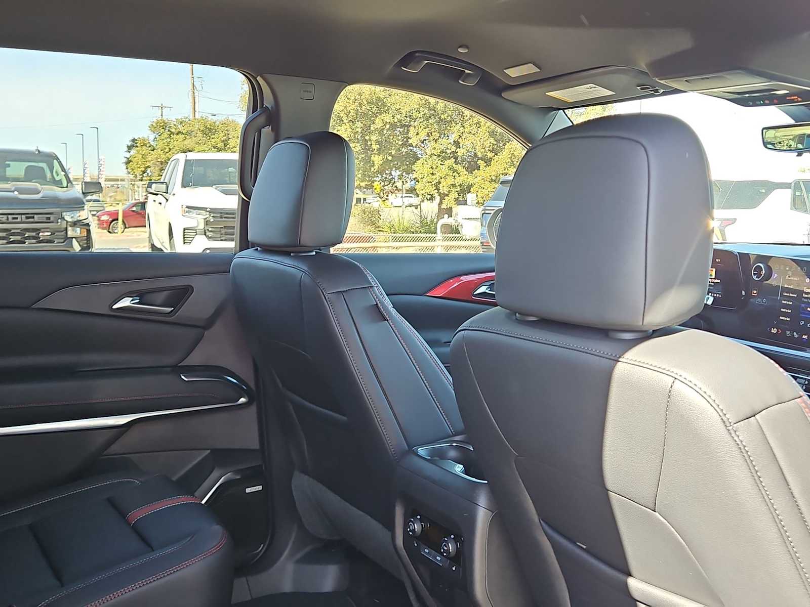 Thumbnail: 2026 Chevrolet Traverse - 17