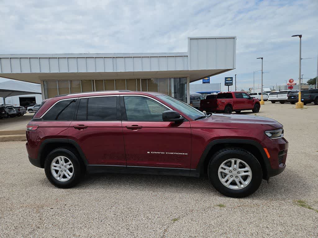 Thumbnail: 2024 Jeep Grand Cherokee - 9