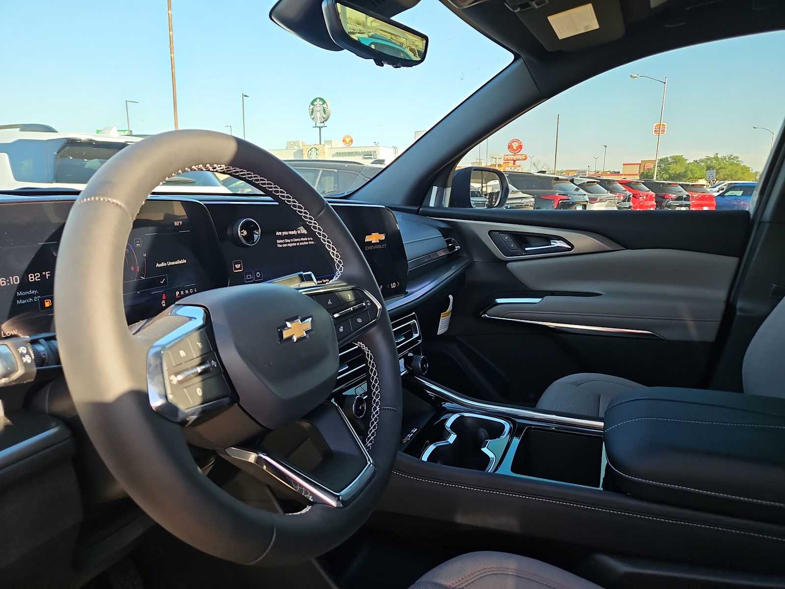 Thumbnail: 2026 Chevrolet Traverse - 10