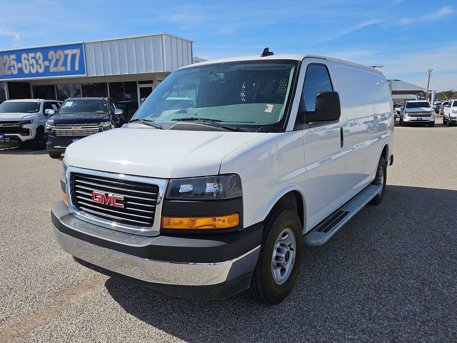 Thumbnail: 2024 GMC Savana - 4