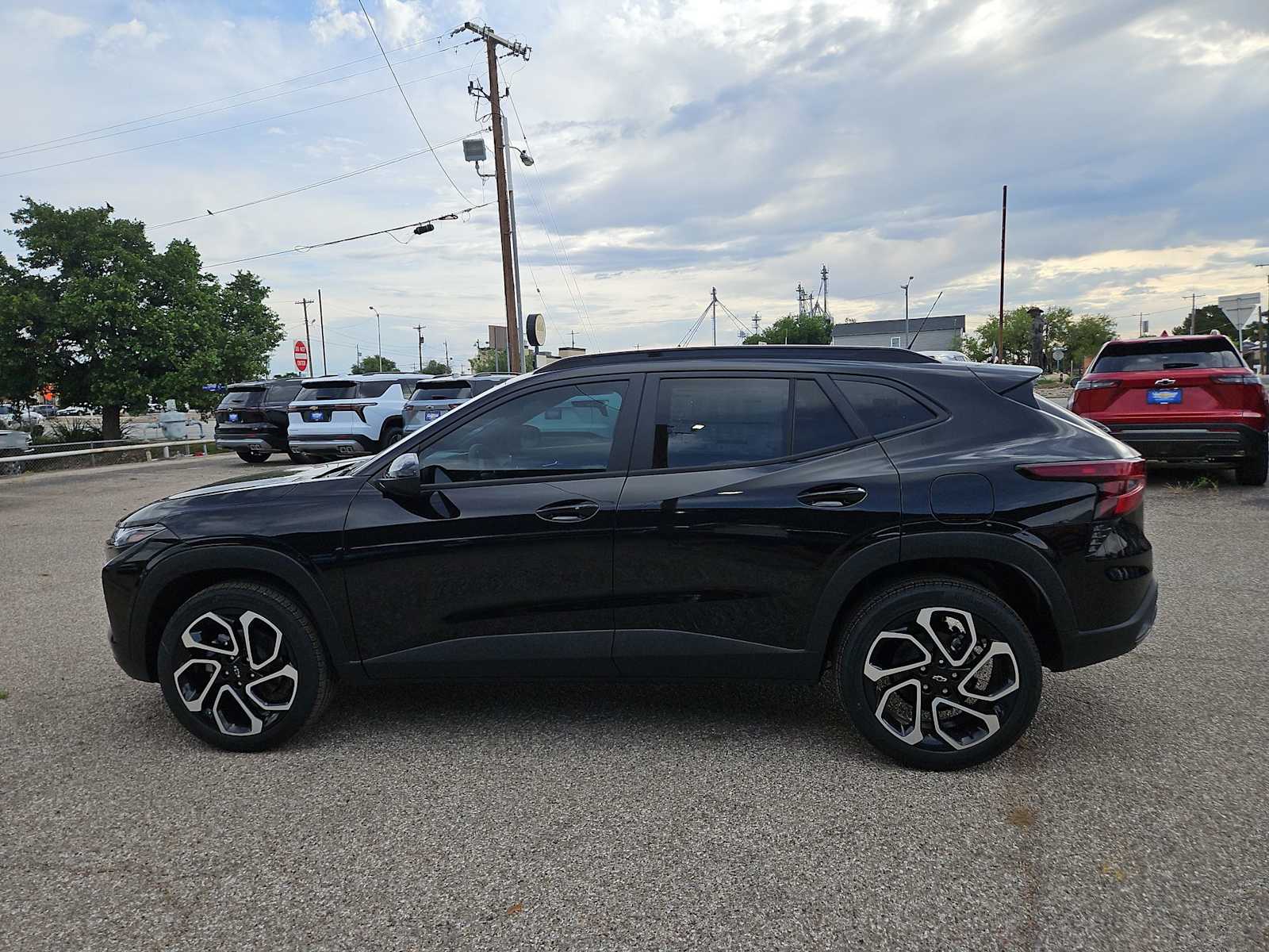 Thumbnail: 2026 Chevrolet Trax - 5